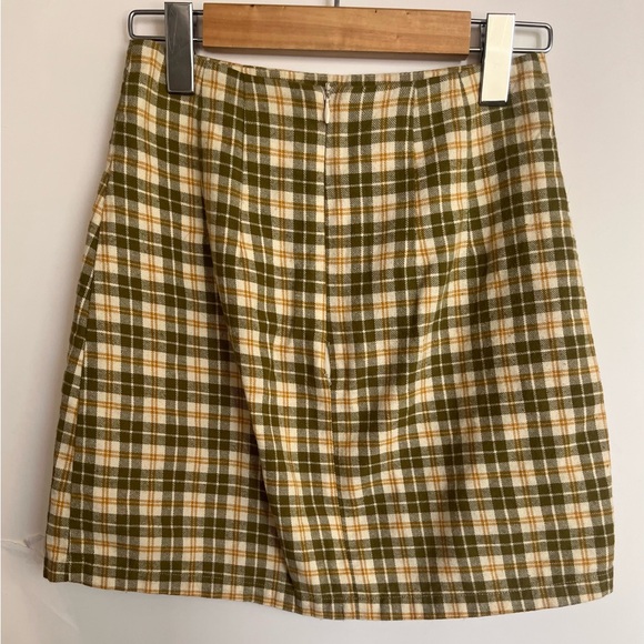 Brandy Melville/ John Galt Plaid Mini Skirt XS - Picture 2 of 8